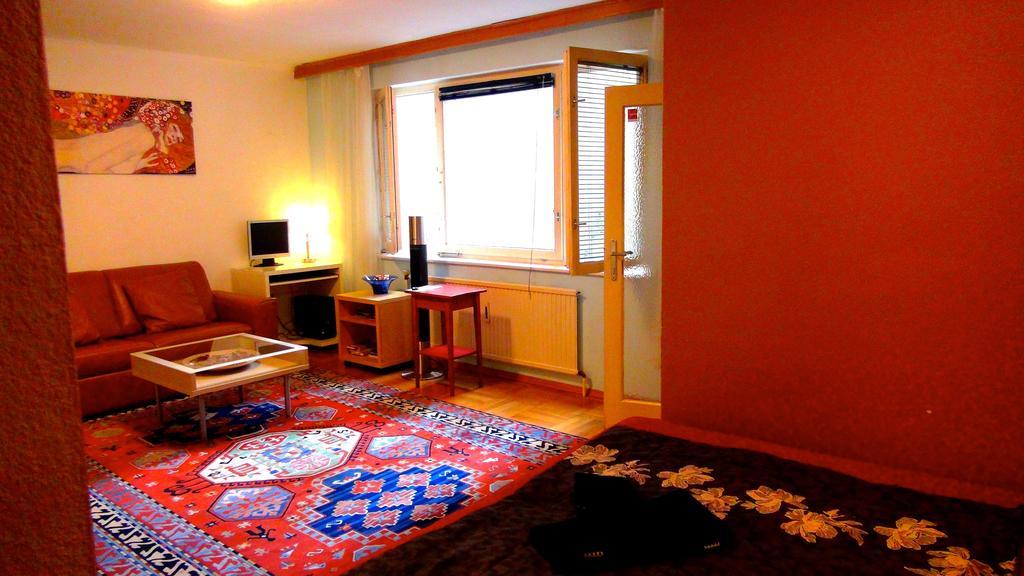 Vienna Center Apartment Bagian luar foto